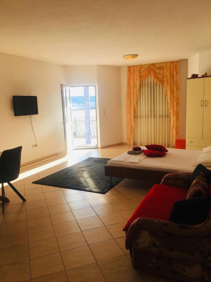 Studio Trogir Laura Διαμέρισμα Plano Εξωτερικό φωτογραφία