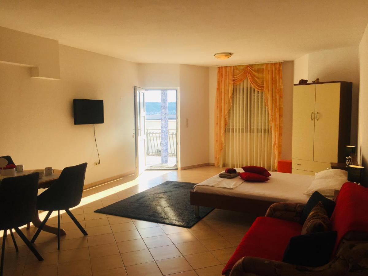 Studio Trogir Laura Διαμέρισμα Plano Εξωτερικό φωτογραφία